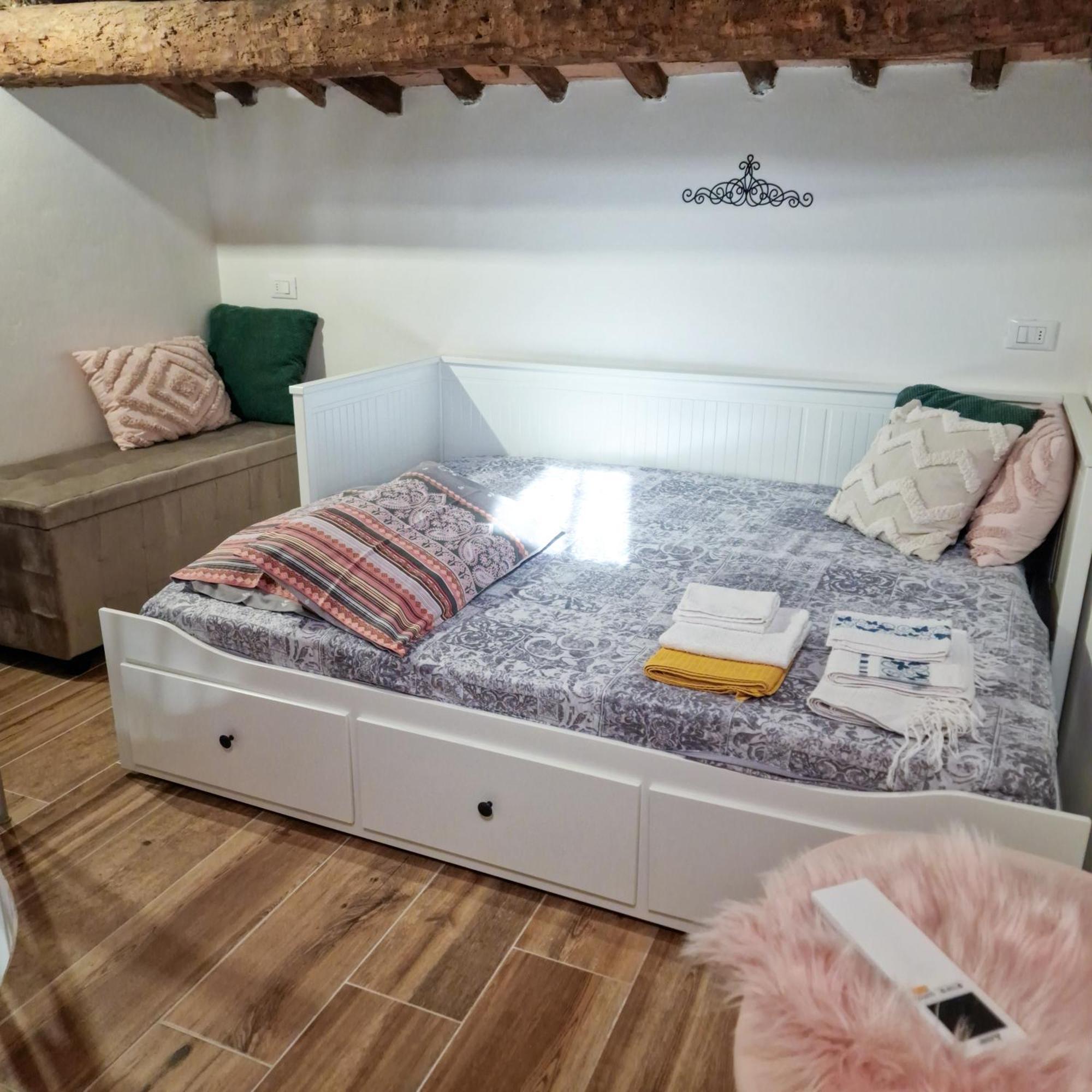 La Garitta - Villa Tra Pisa E Livorno Free Parking Ac Стая снимка